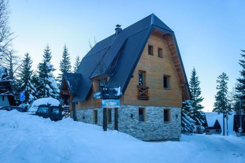 Apartments Dobro