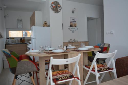 Nest Apartment