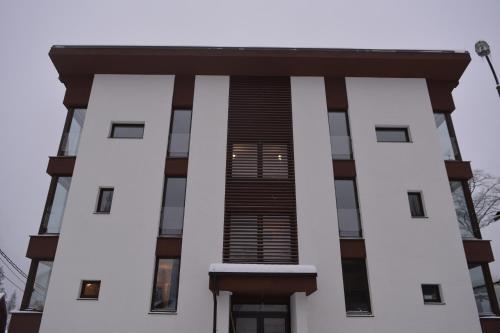 Nest Apartment