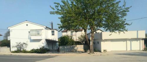 Apartments Discovery