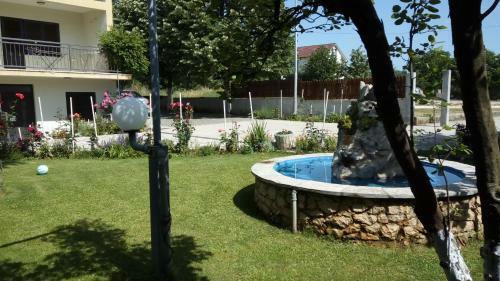 Hostal Rooms Rafomarija