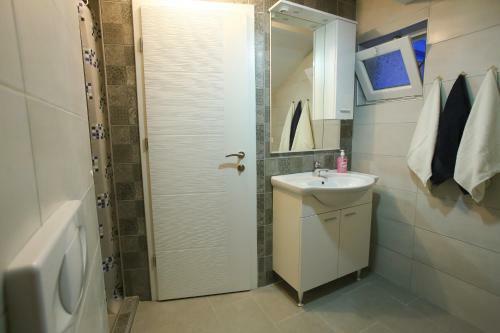 Hostal Central Located Guest House