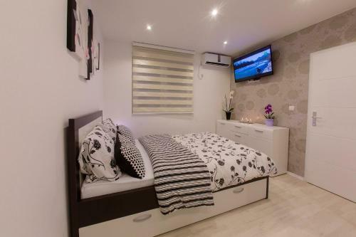 Apartments Aida
