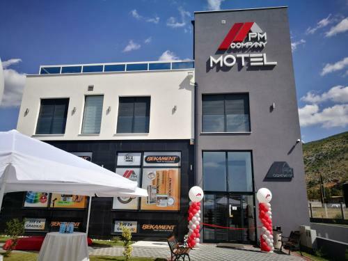 Motel Pm Company