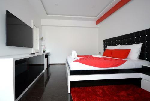 Motel Pm Company