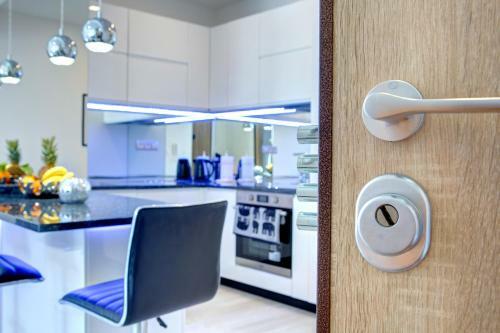 Luxury Apartment Crystal