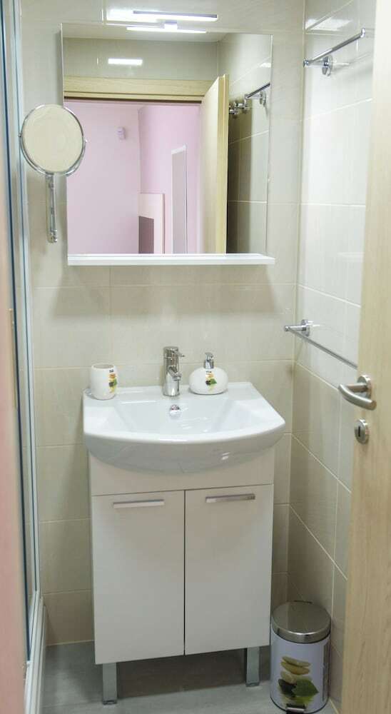 Hostal Five Rivers Rooms