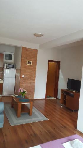 Apartments Leona