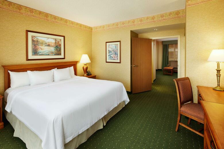 Embassy Suites Nrth Charleston - Airport/hotel