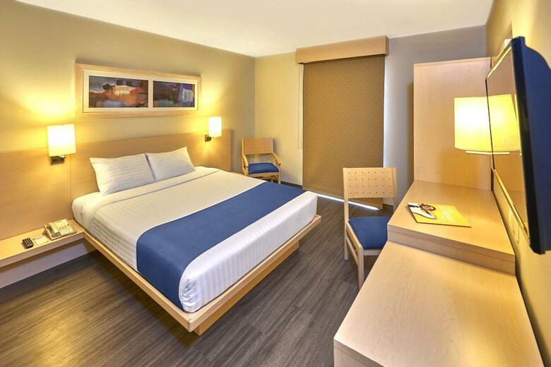Hotel City Express San Luis Zona Universitaria