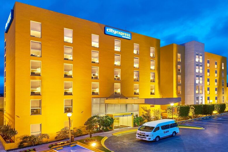 Hotel City Express San Luis Zona Universitaria