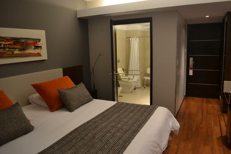 Hotel Amerian Tucuman Apart And Suites