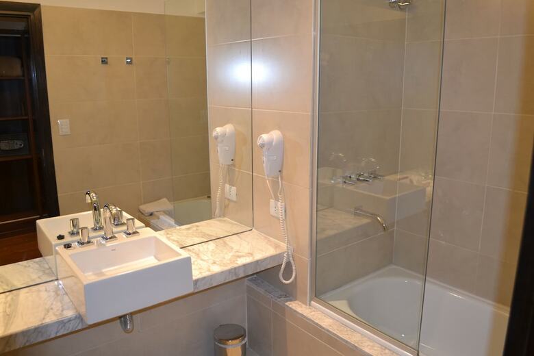 Hotel Amerian Tucuman Apart And Suites