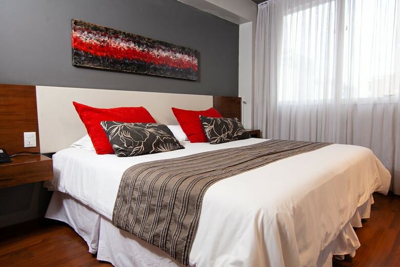 Hotel Amerian Tucuman Apart And Suites