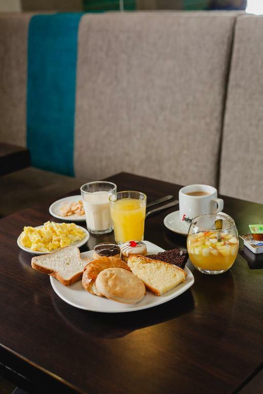 Hotel Amerian Tucuman Apart And Suites