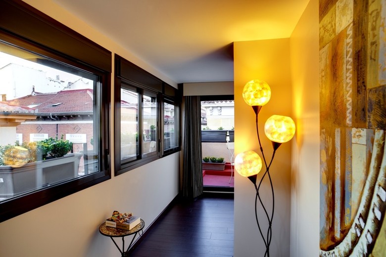 Hostal THC Tirso Molina Hostel