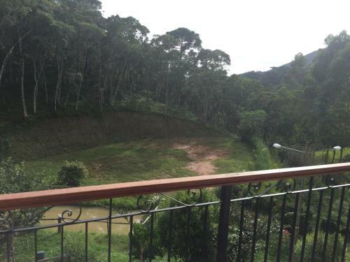 Casa No Santo Ref�gio Do Pinhal
