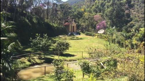 Casa No Santo Ref�gio Do Pinhal