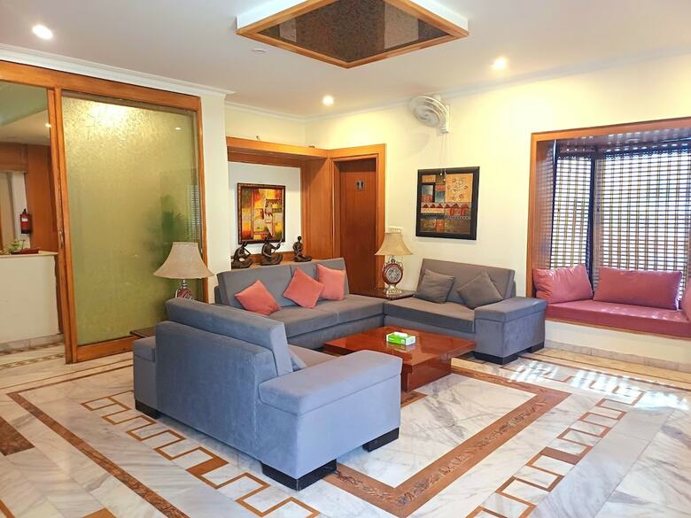 Hotel Siris 18 Gurgaon