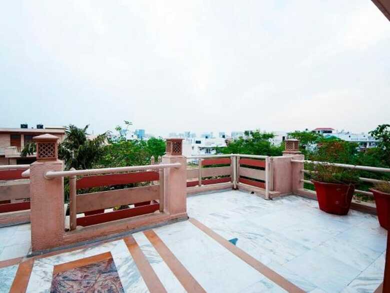 Hotel Siris 18 Gurgaon