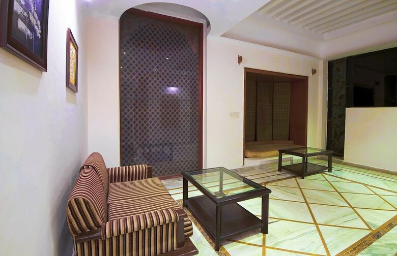 Hotel Siris 18 Gurgaon