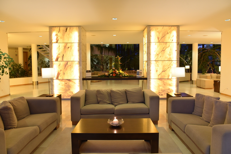 Hotel Caloura