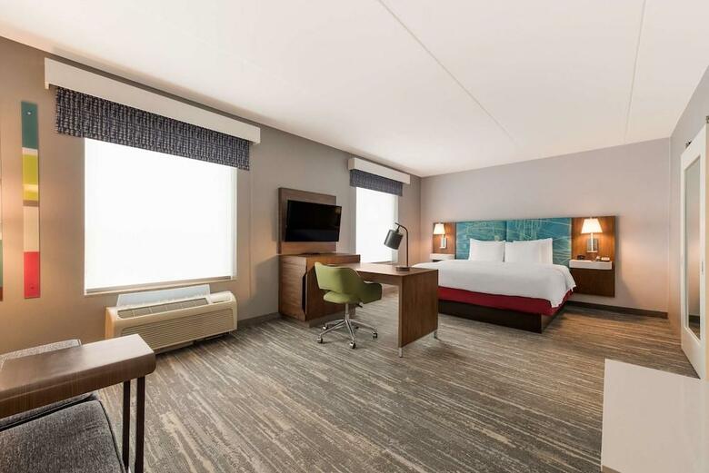 Hotel Hampton Inn & Suites Charlotte Airport