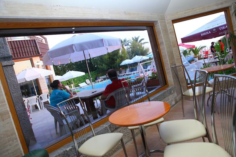Hotel Oaz