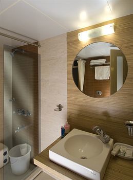 Hotel Planet Residency