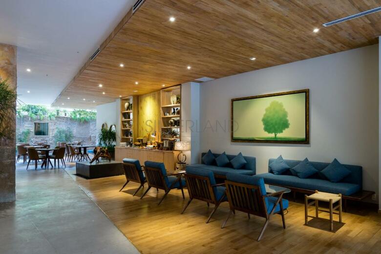 Lan Lan 1 Hotel