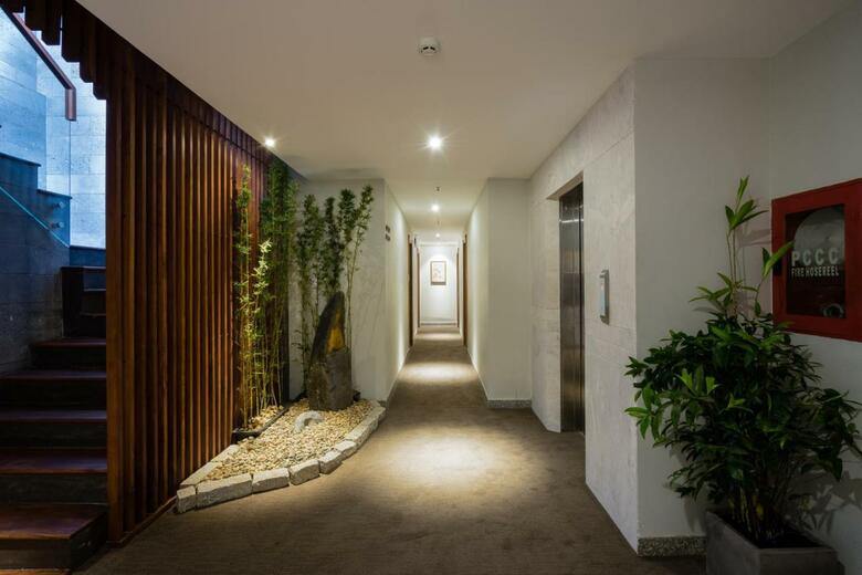 Lan Lan 1 Hotel