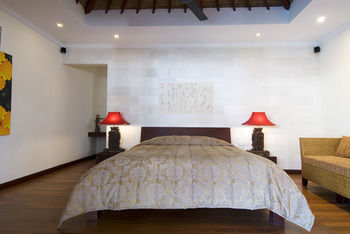 Ellora Villas