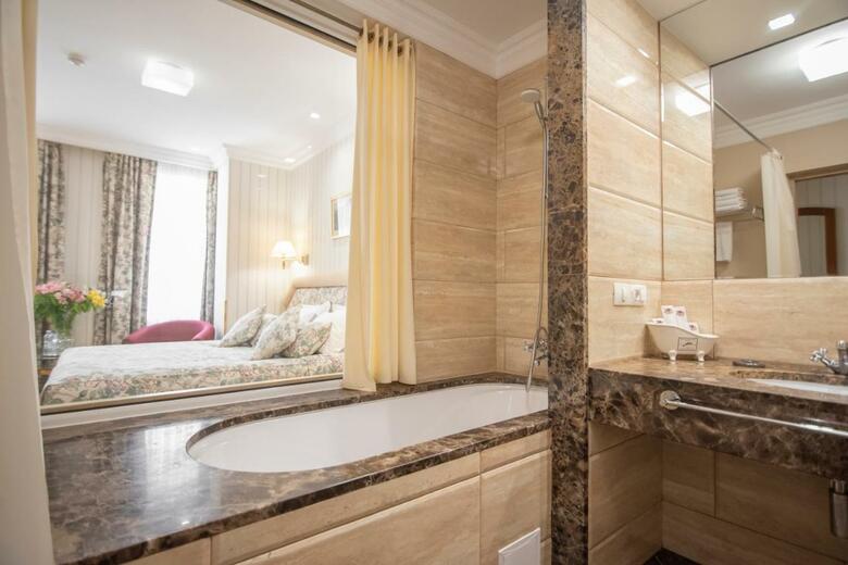 Swiss Hotel