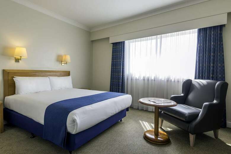 Hotel Holiday Inn London Heathrow Ariel