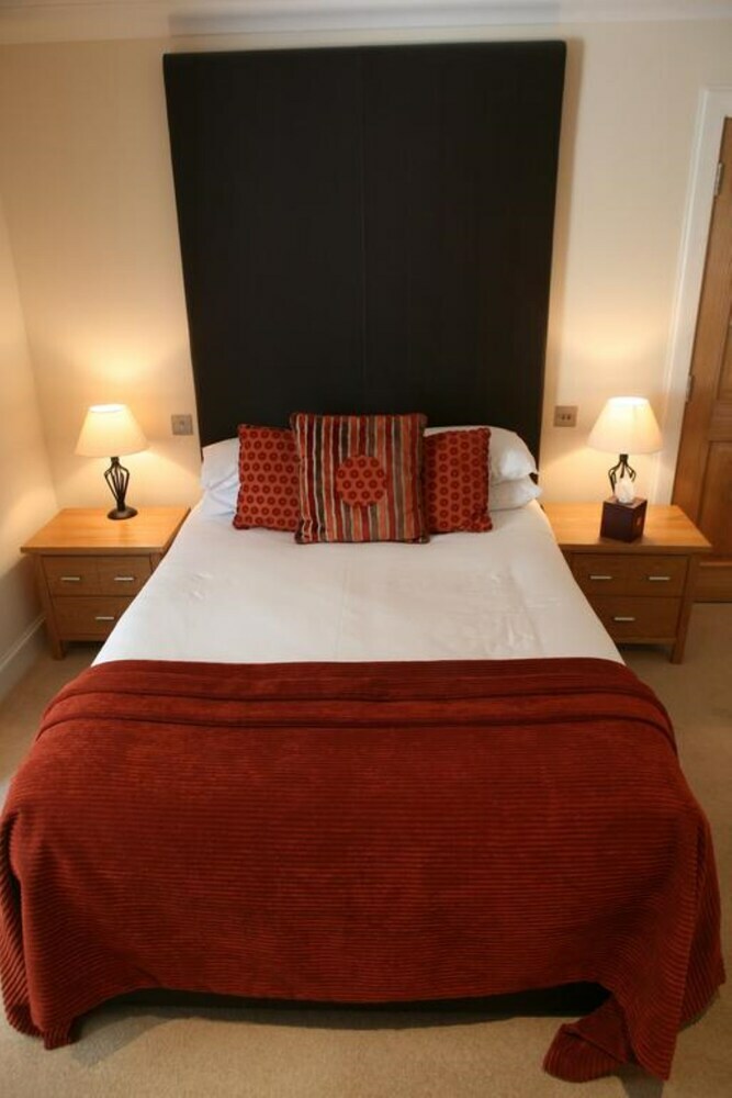 Broadford Hotel