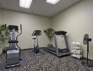 Hotel Howard Johnson Inn & Suites
