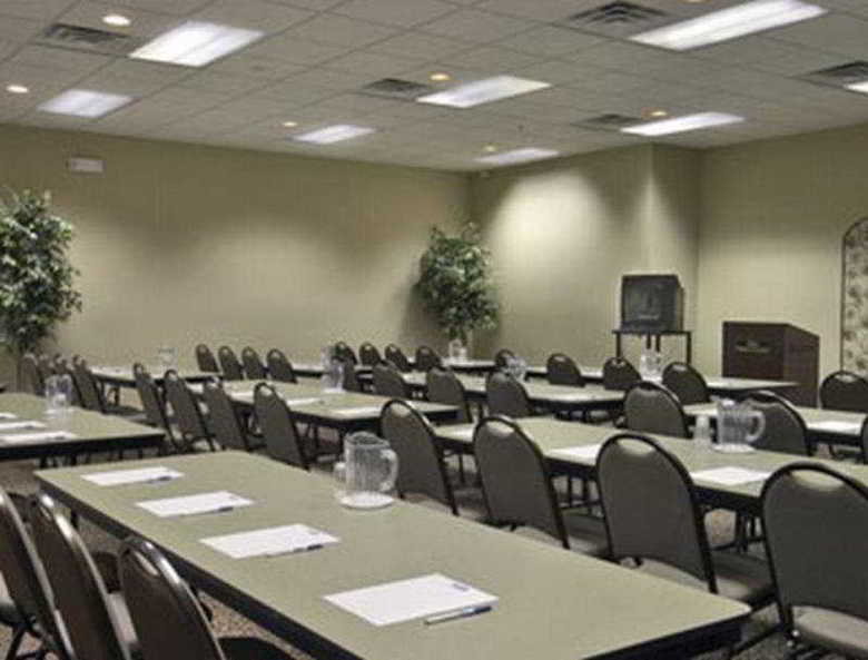 Hotel Howard Johnson Inn & Suites