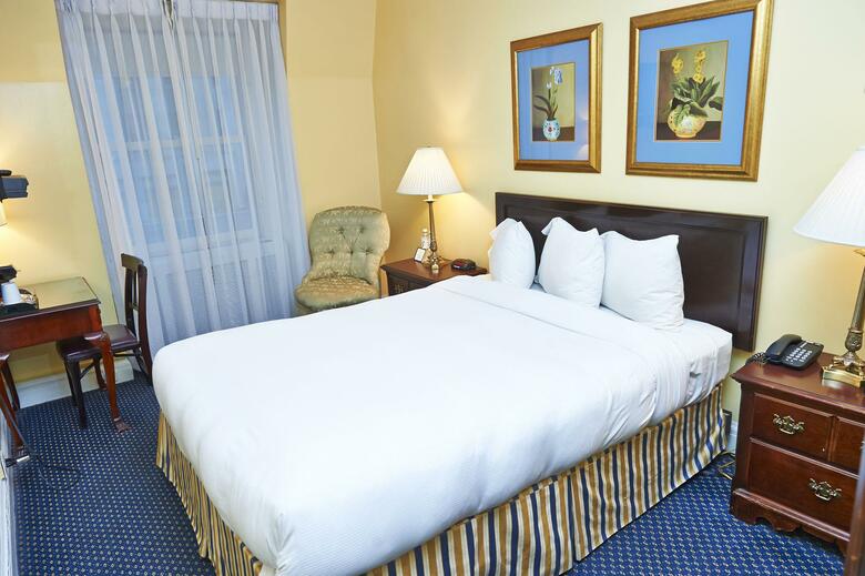 3 West Club Hotel