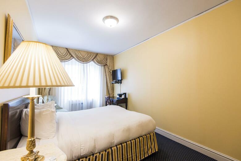 3 West Club Hotel