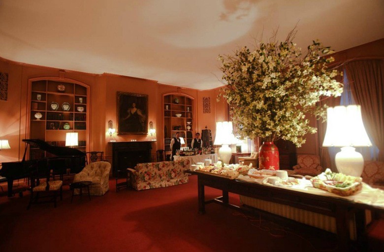 3 West Club Hotel