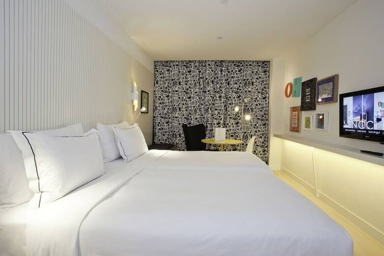 Hotel Vincci Bit