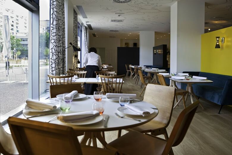 Hotel Vincci Bit