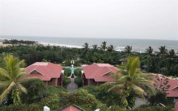Hotel Mayfair Beach Resort
