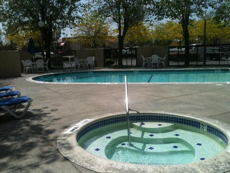 Clarion Hotel