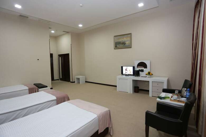 Hotel Ambassador