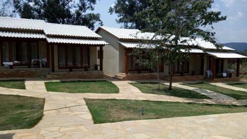 Chal�s E Su�tes Verde Do Mato