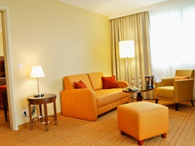 Hotel Courtyard By Marriott Toulouse Airport