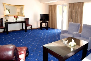 Hotel Regineh