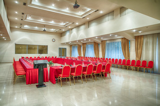 Ani Plaza Hotel