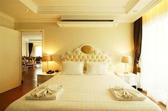 Hotel Miracle Suite